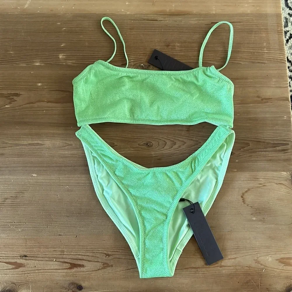 TRIANGL MICA - CHEEKY LIME SPARKLE SET NO BAG NWT